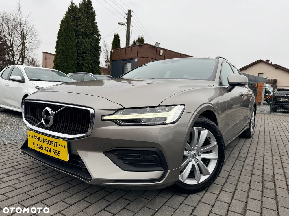 Volvo V60 B3 B Momentum Core - 2