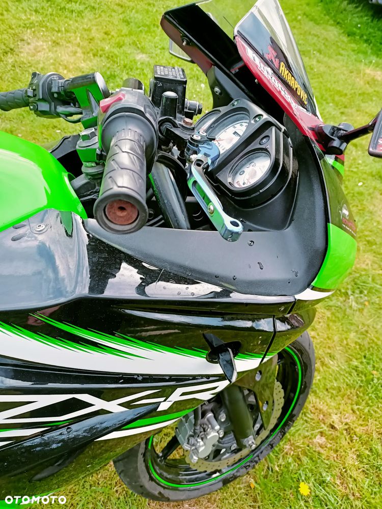 Kawasaki Ninja 250R - 10