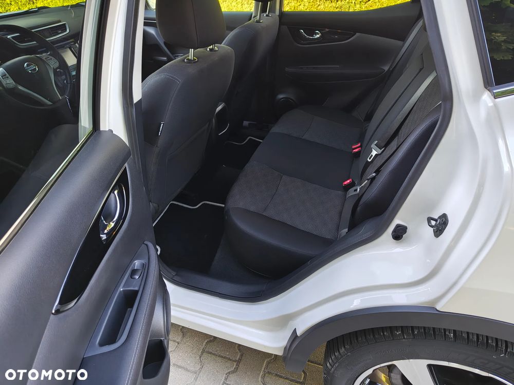Nissan Qashqai 1.2 DIG-T Tekna+ - 17