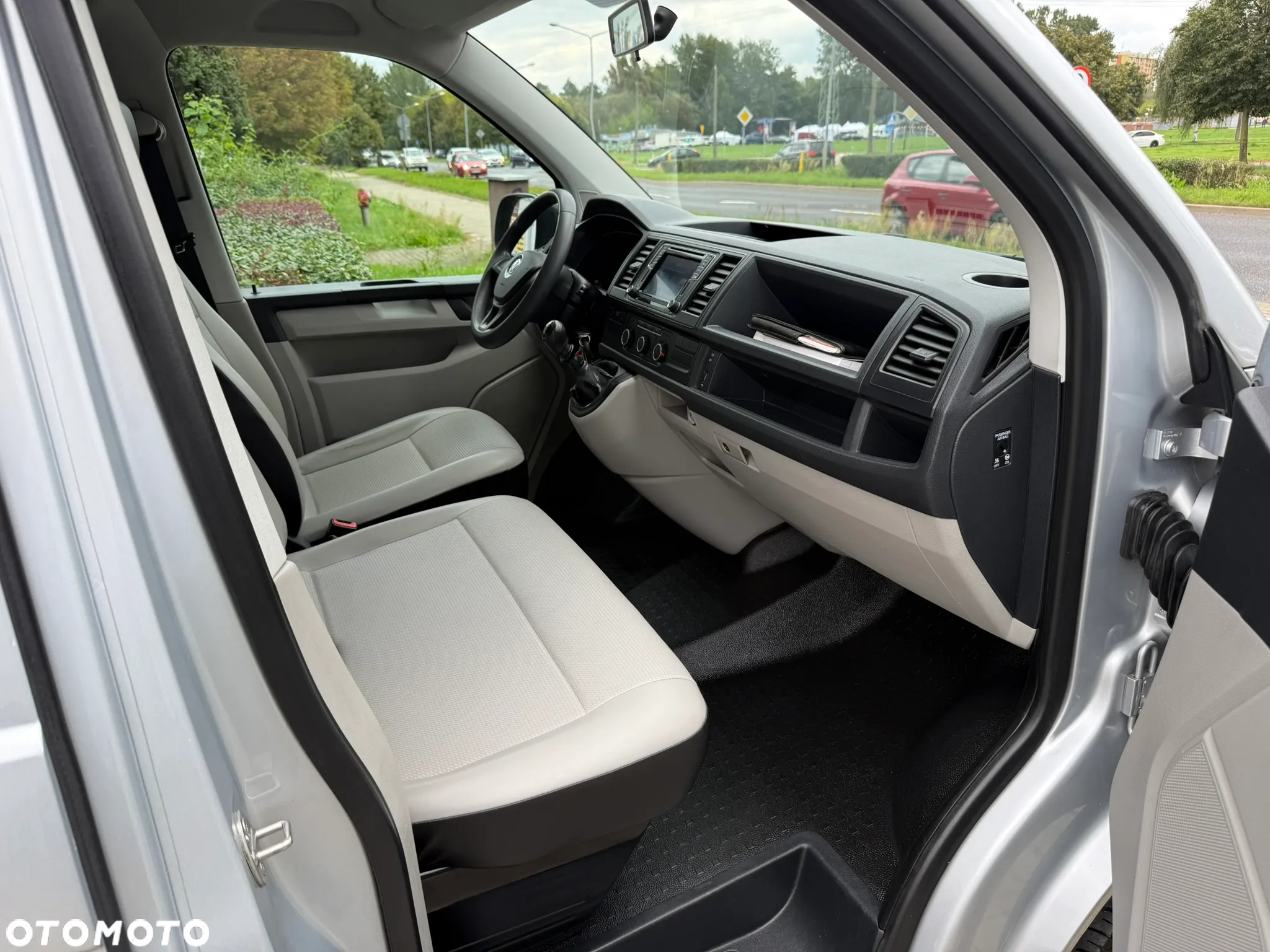 Volkswagen TRANSPORTER 2,0 TDI 102KM L2 DŁUGI NAWIGACJA / KLIMATYZACJA - 33