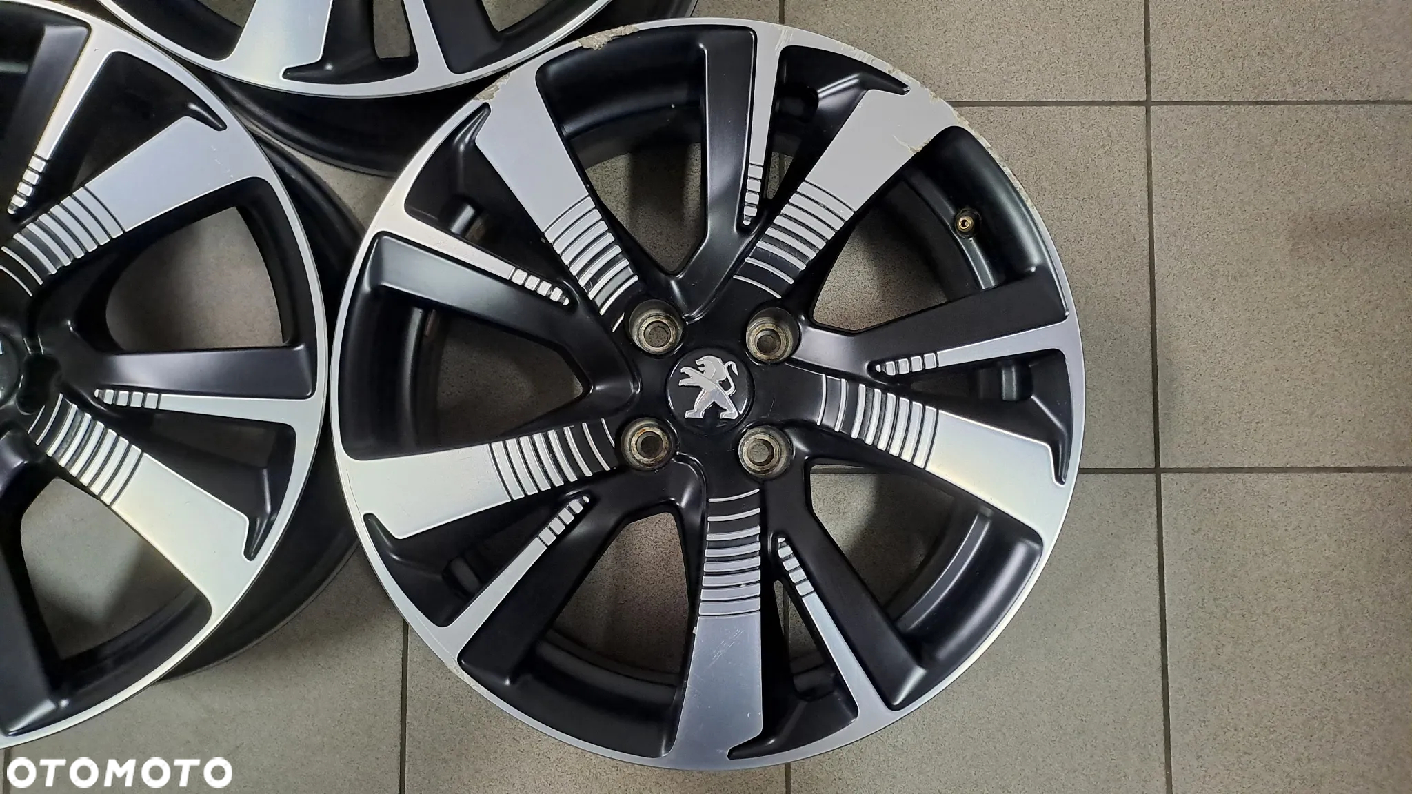 Felgi Aluminiowe 17 Peugeot 2008 I 4x108 ET 20 Pyxis - 5