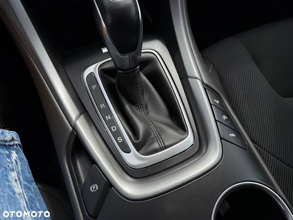 Ford Mondeo 2.0 TDCi Titanium PowerShift - 21