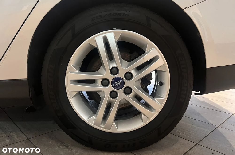Ford Focus 1.5 EcoBoost Start-Stopp-System TITANIUM X - 8