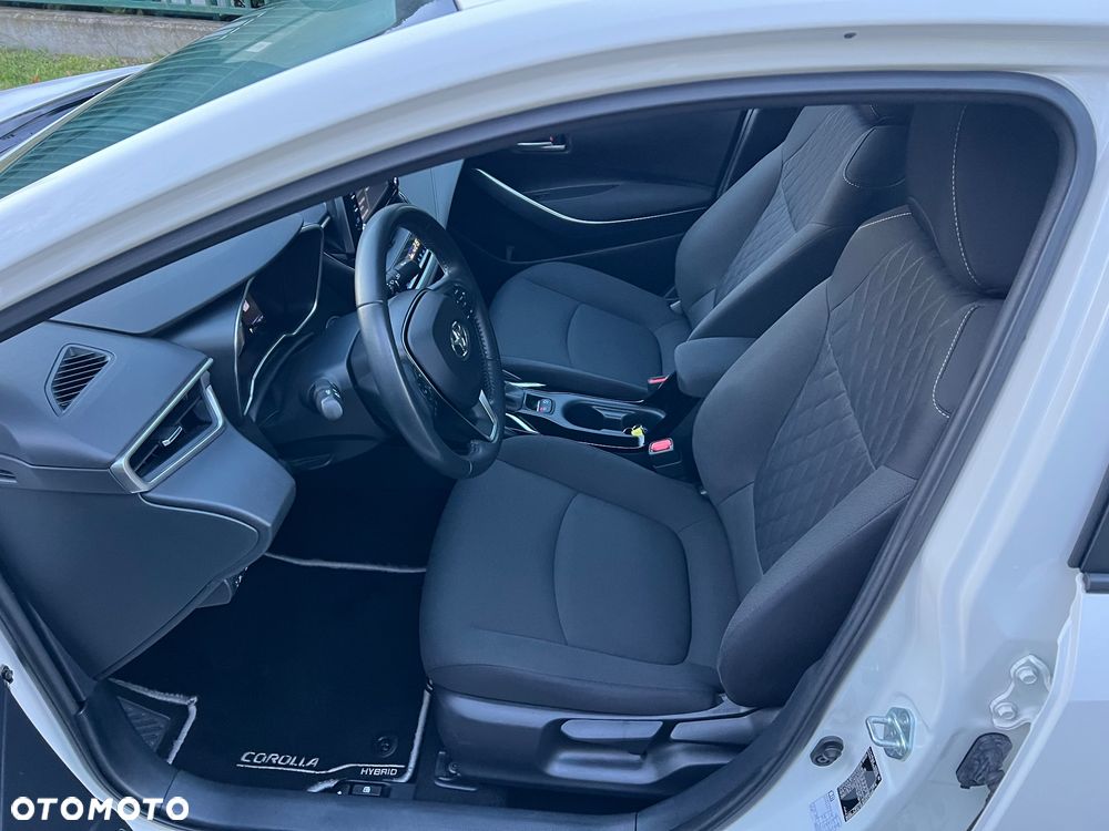 Toyota Corolla - 13