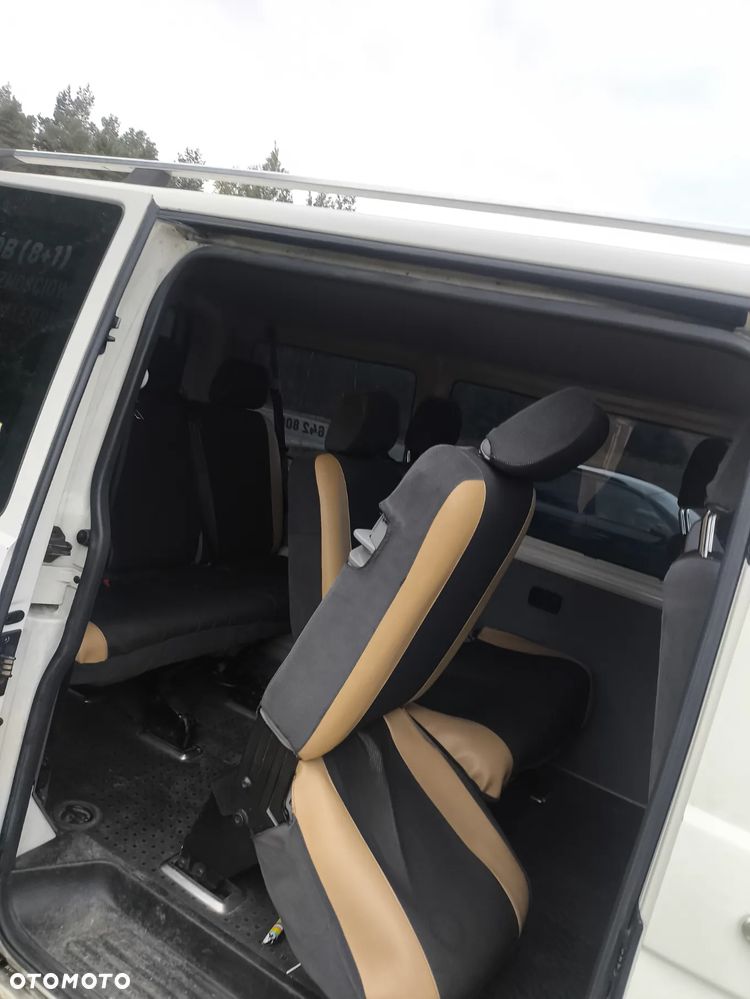 Volkswagen Transporter T5 TDI L1H1 - 12