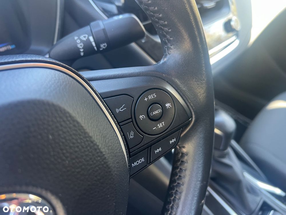 Toyota Corolla 1.8 Hybrid GPF Comfort - 16