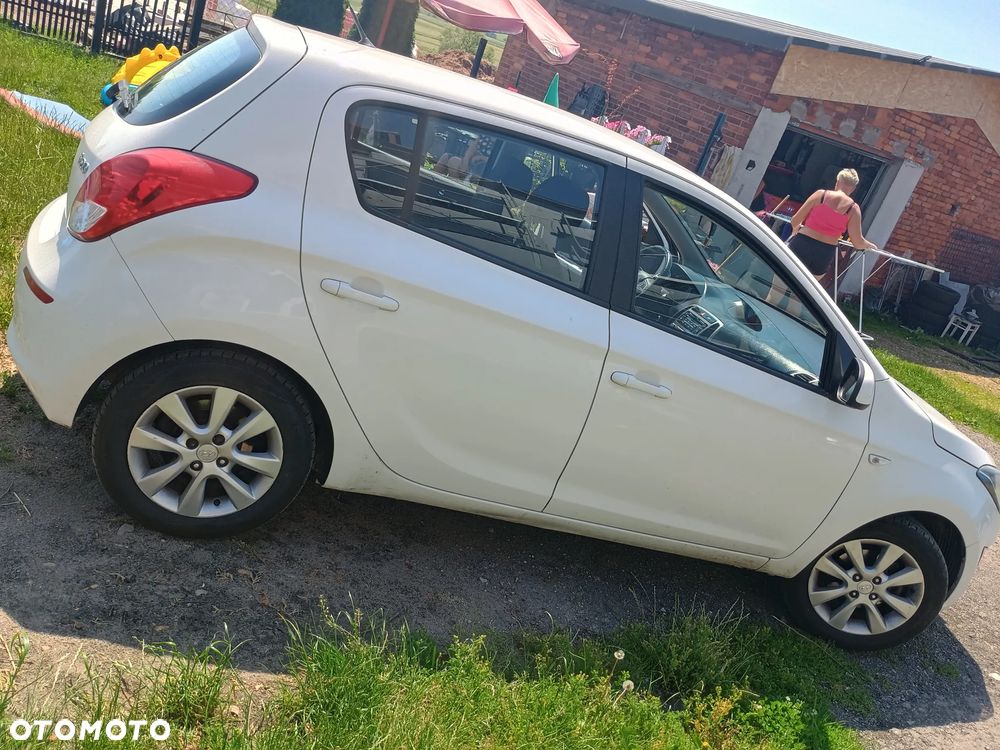 Hyundai i20 - 3