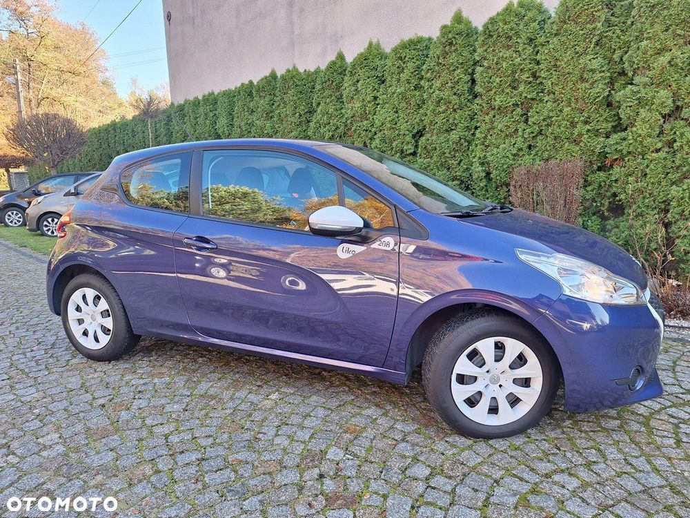 Peugeot 208 - 28