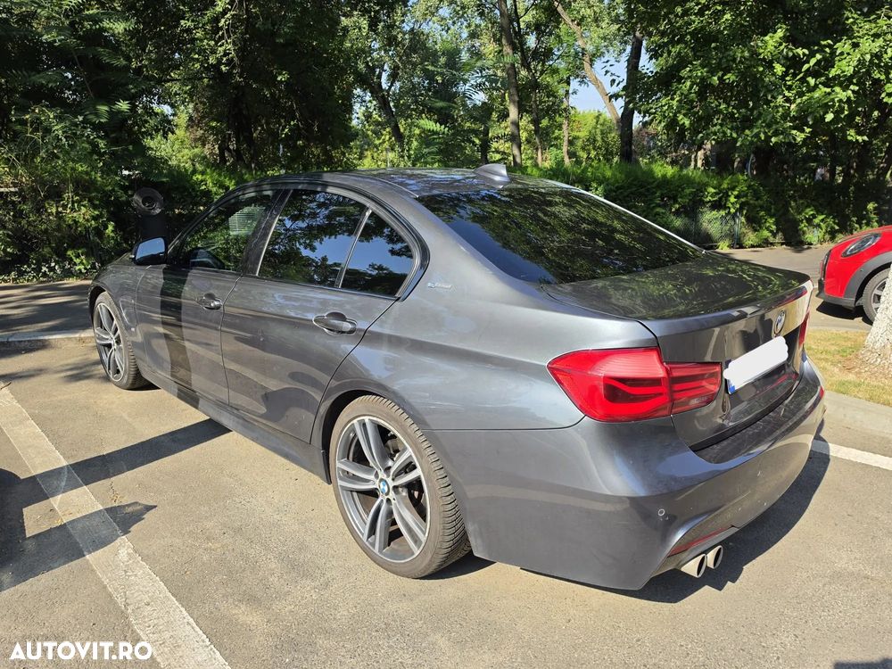 BMW Seria 3 330e iPerformance M Sport - 8