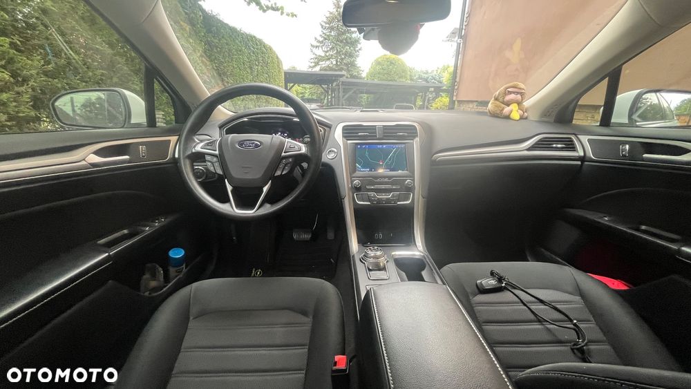 Ford Fusion - 18