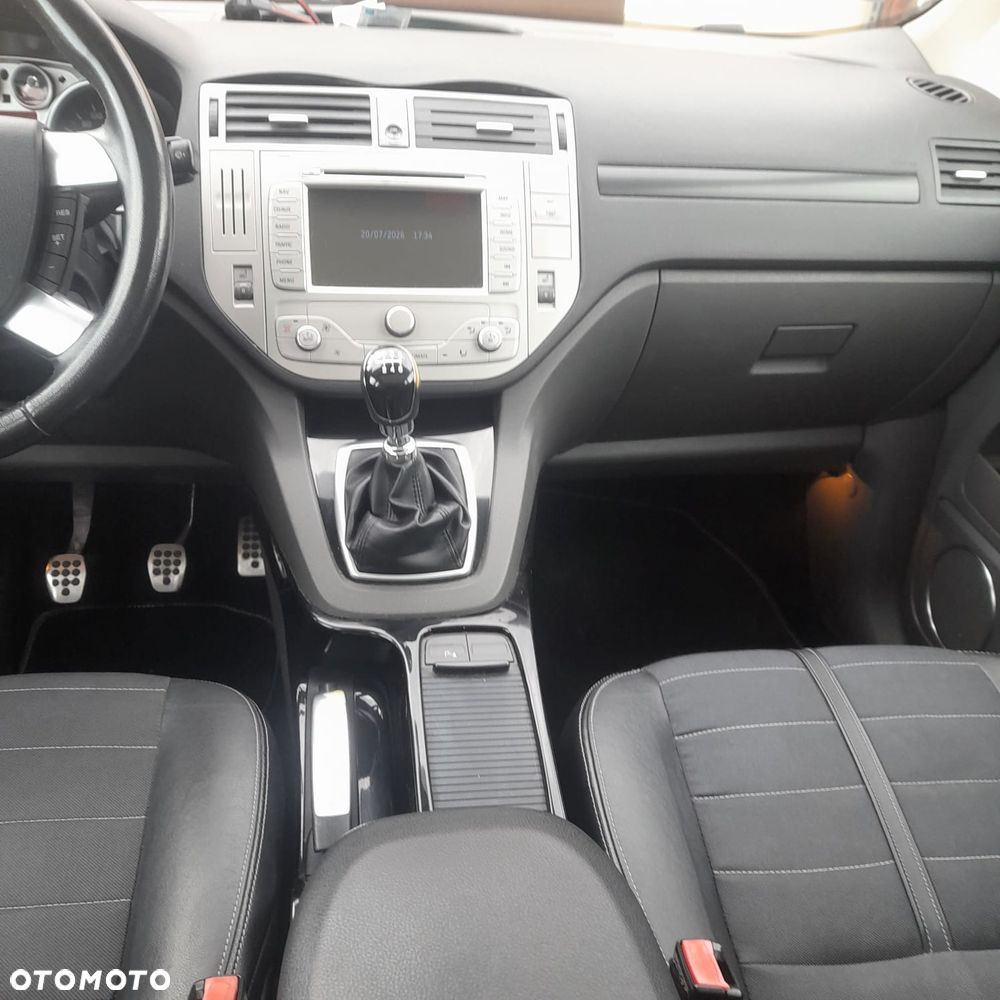 Ford Kuga 2.0 TDCi 4x4 Individual - 33