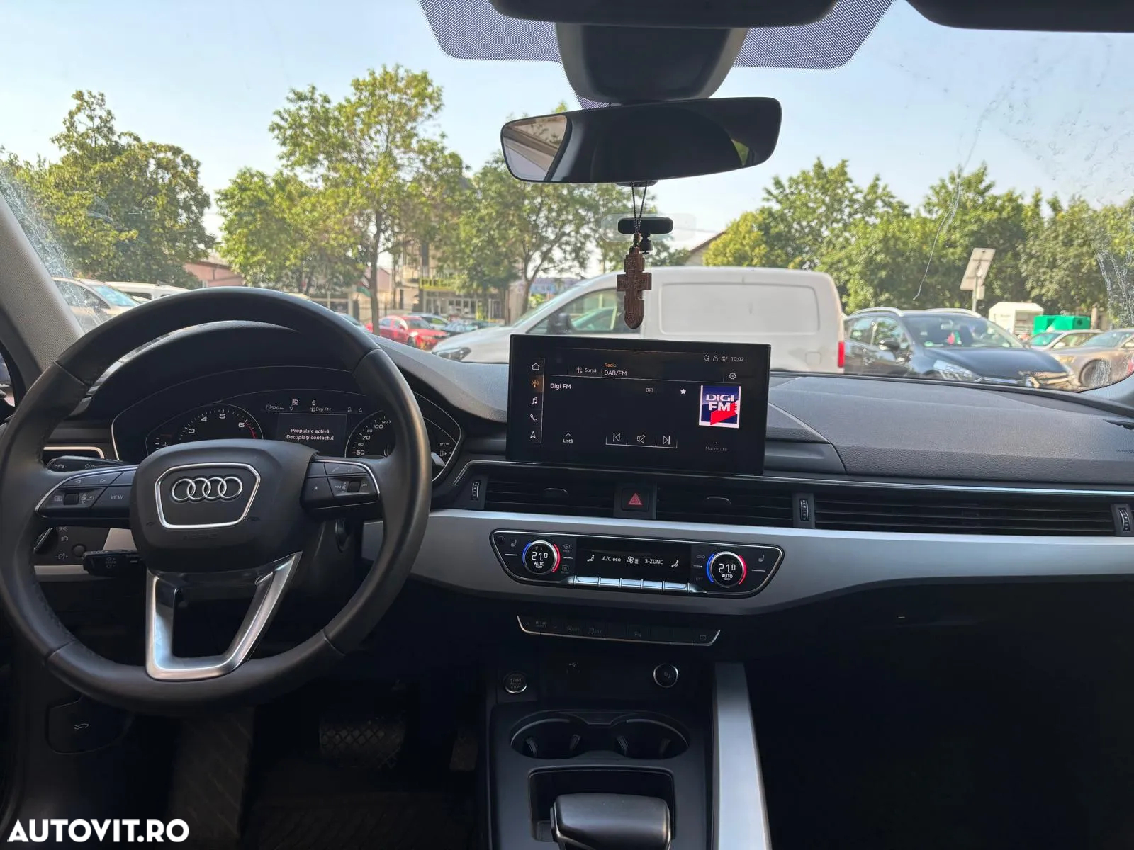 Audi A4 35 TFSI S tronic MHEV Basic - 3