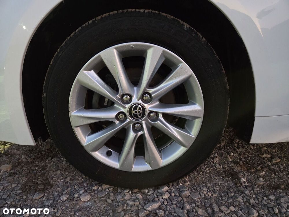 Toyota Corolla 1.8 Hybrid Comfort - 17