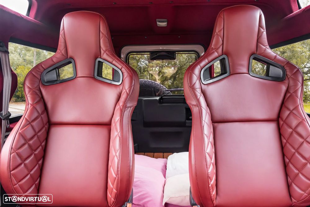 Land Rover Defender 110 2.5 TD5 Metal Top - 18