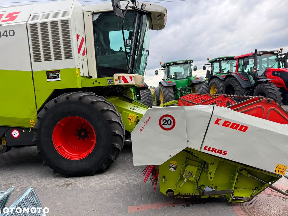 Claas MEDION 340 330  MEGA 350 320 - 5