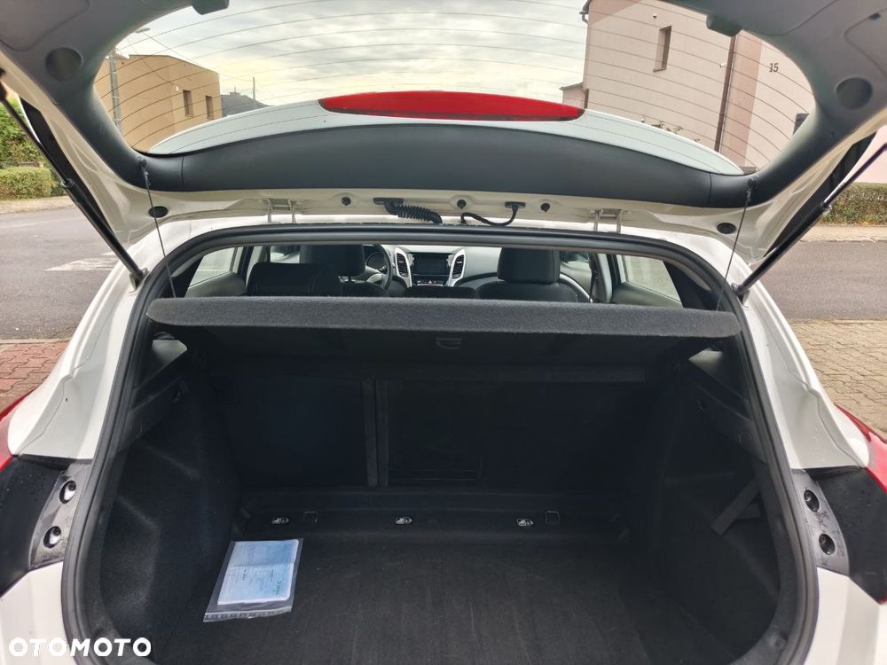 Hyundai i30 1.4 Comfort - 17