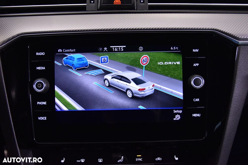 Volkswagen Passat - 23