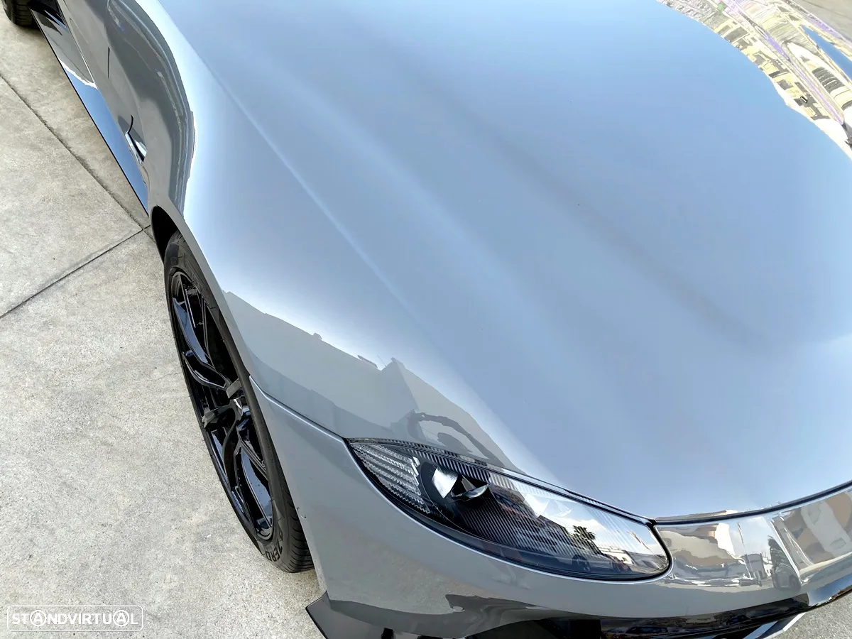 Aston Martin Vantage Coupe V8 - 30