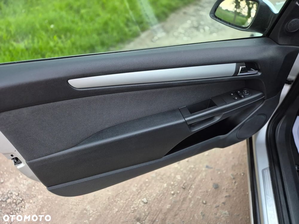 Opel Astra 1.6 Selection 110 Jahre - 27