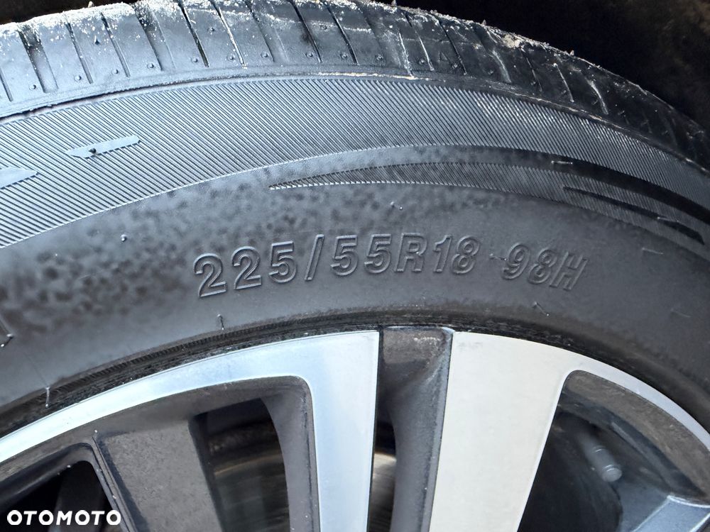 Peugeot 3008 HDi 115 Active - 35