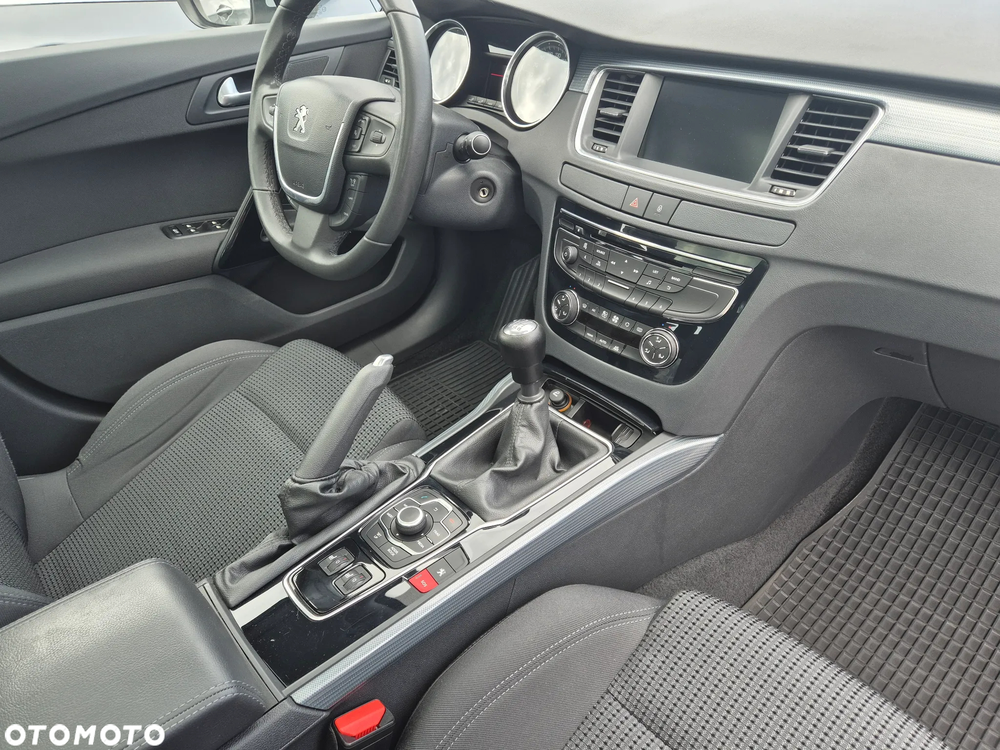 Peugeot 508 SW HDi FAP 140 Allure - 27