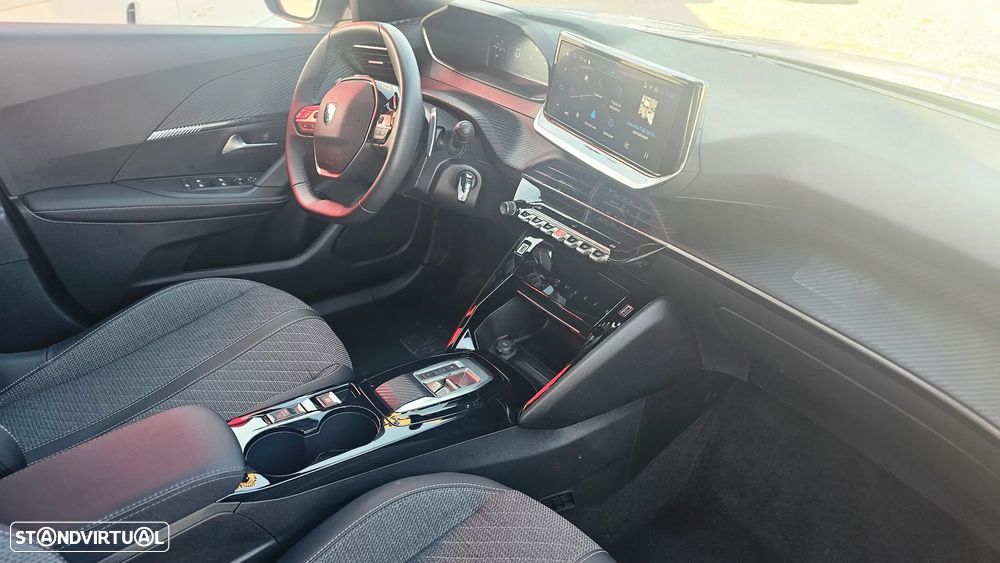Peugeot 2008 Hybrid 145 e-DSC Allure - 15