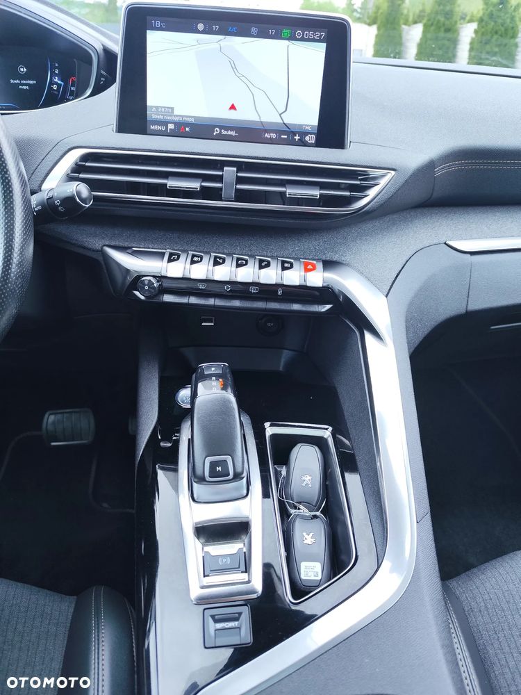 Peugeot 5008 BlueHDi 130 EAT8 GT - 26