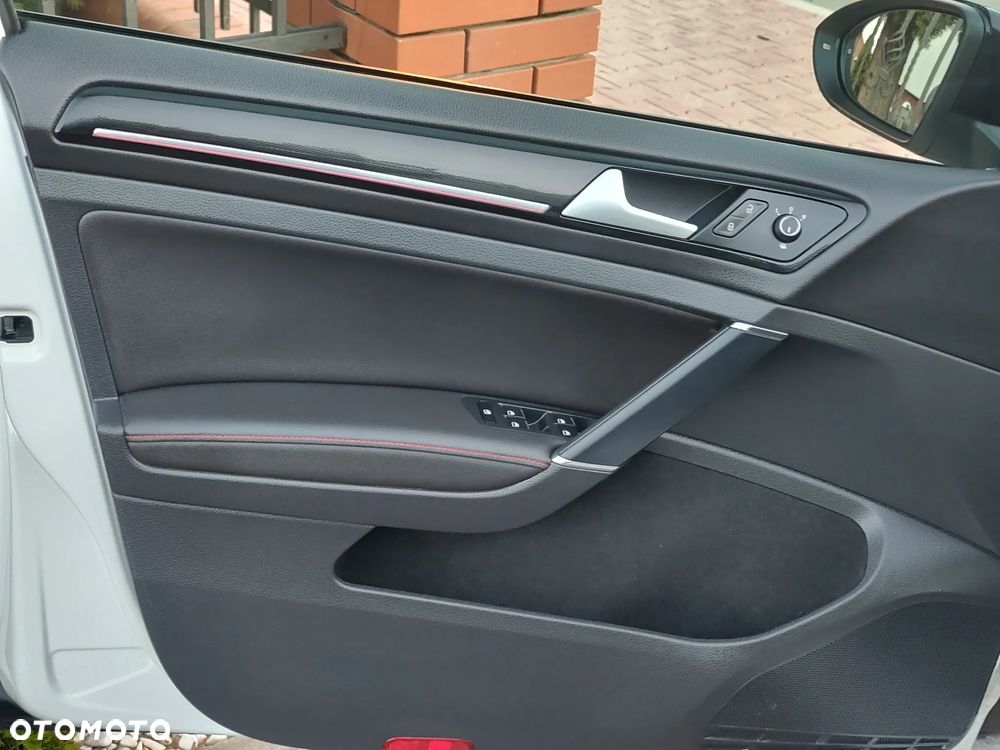 Volkswagen Golf 2.0 TSI BMT GTI Performance - 19