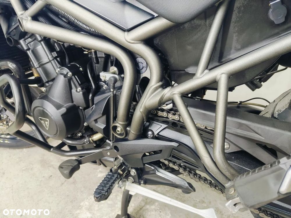 Triumph Tiger - 25