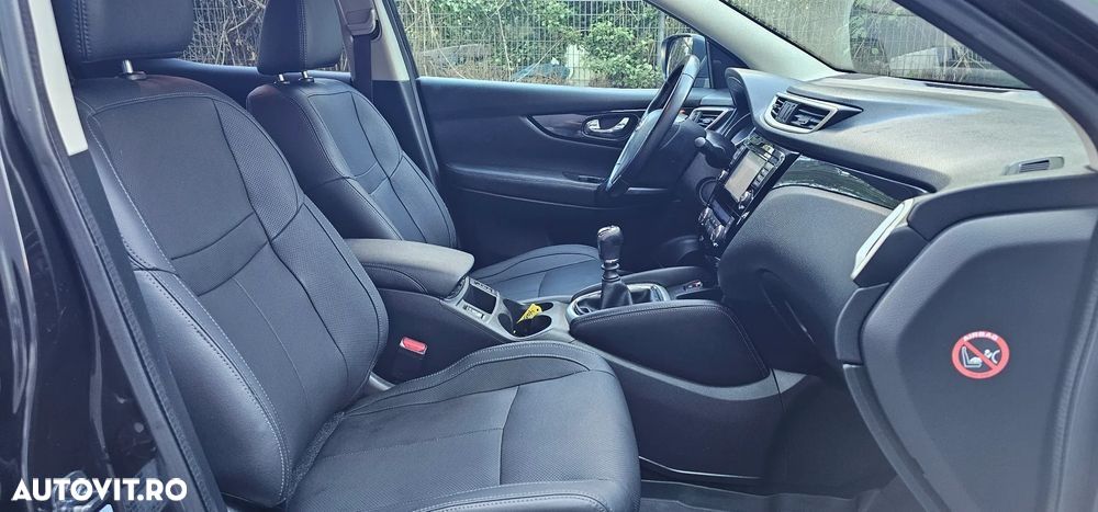 Nissan Qashqai 1.6 dCi DPF tekna - 12