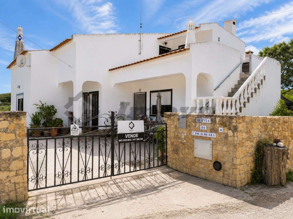 Moradia T3 com amplo terreno a 1,5 km da praia, Vila do Bispo - Grande imagem: 5/36