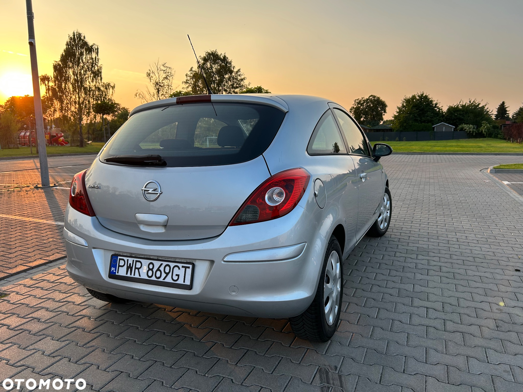 Opel Corsa 1.2 16V Enjoy - 7