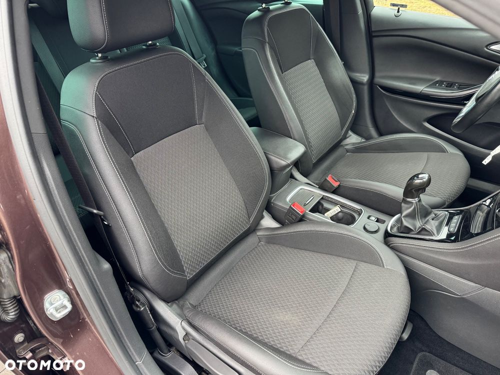 Opel Astra 1.6 CDTI DPF ecoFLEX TourerStart/Stop Edition - 9