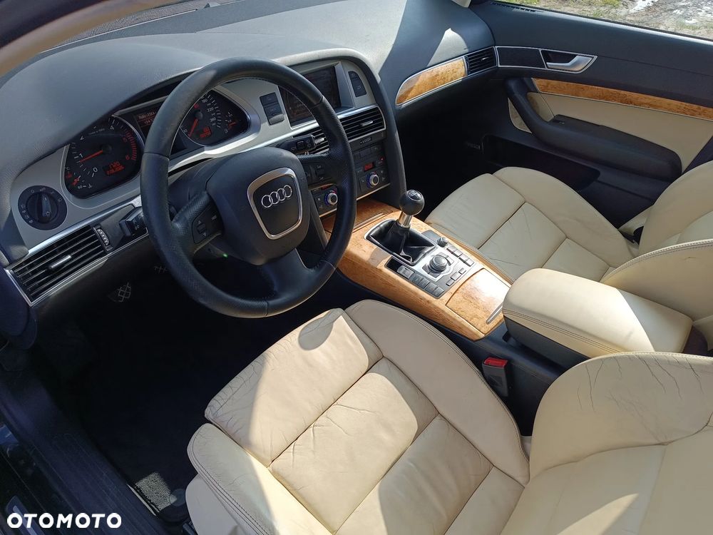 Audi A6 Avant - 8