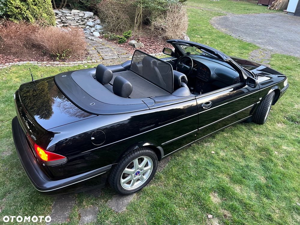 Saab 900 - 12