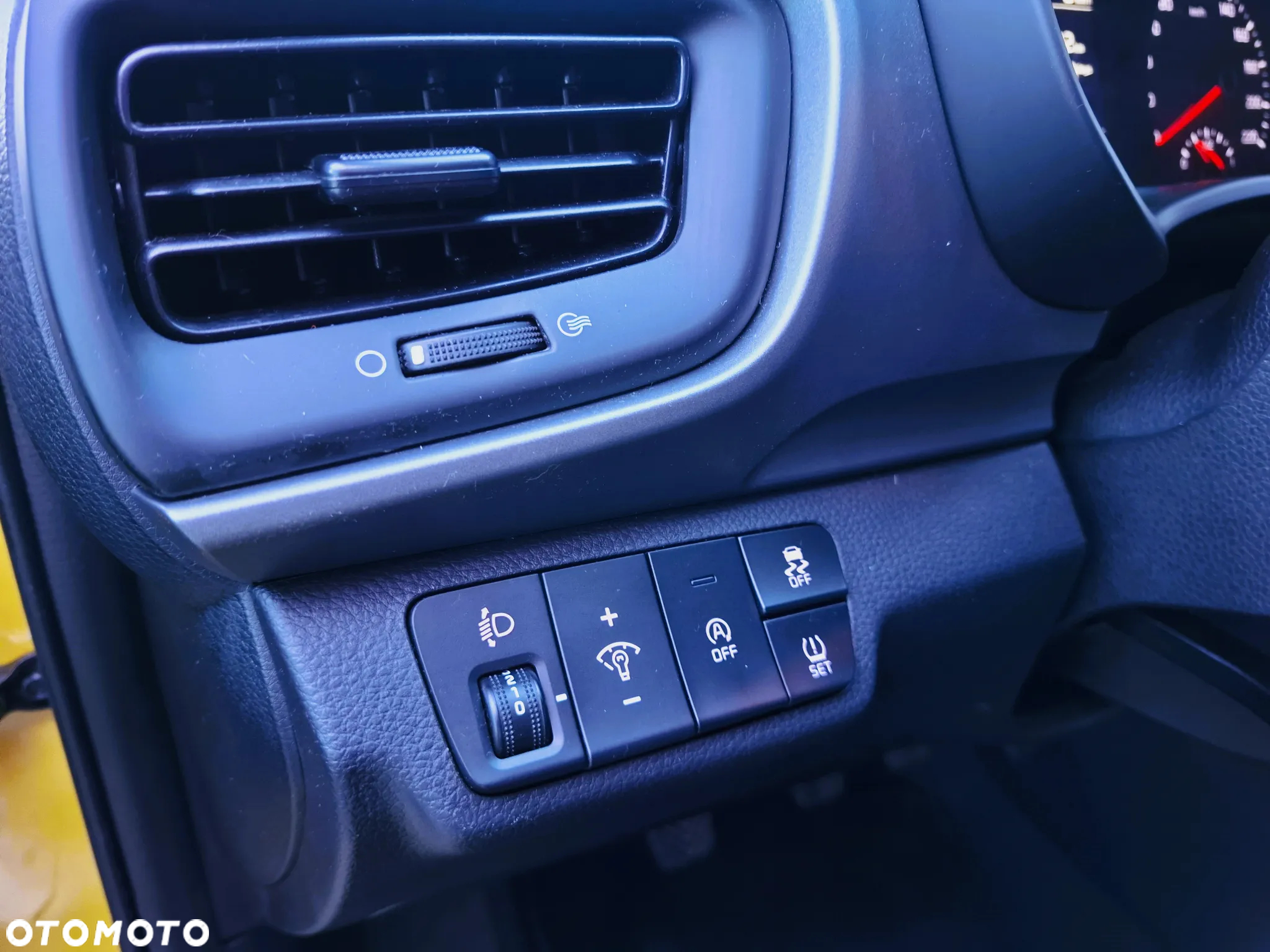 Kia Stonic 1.2 M - 25