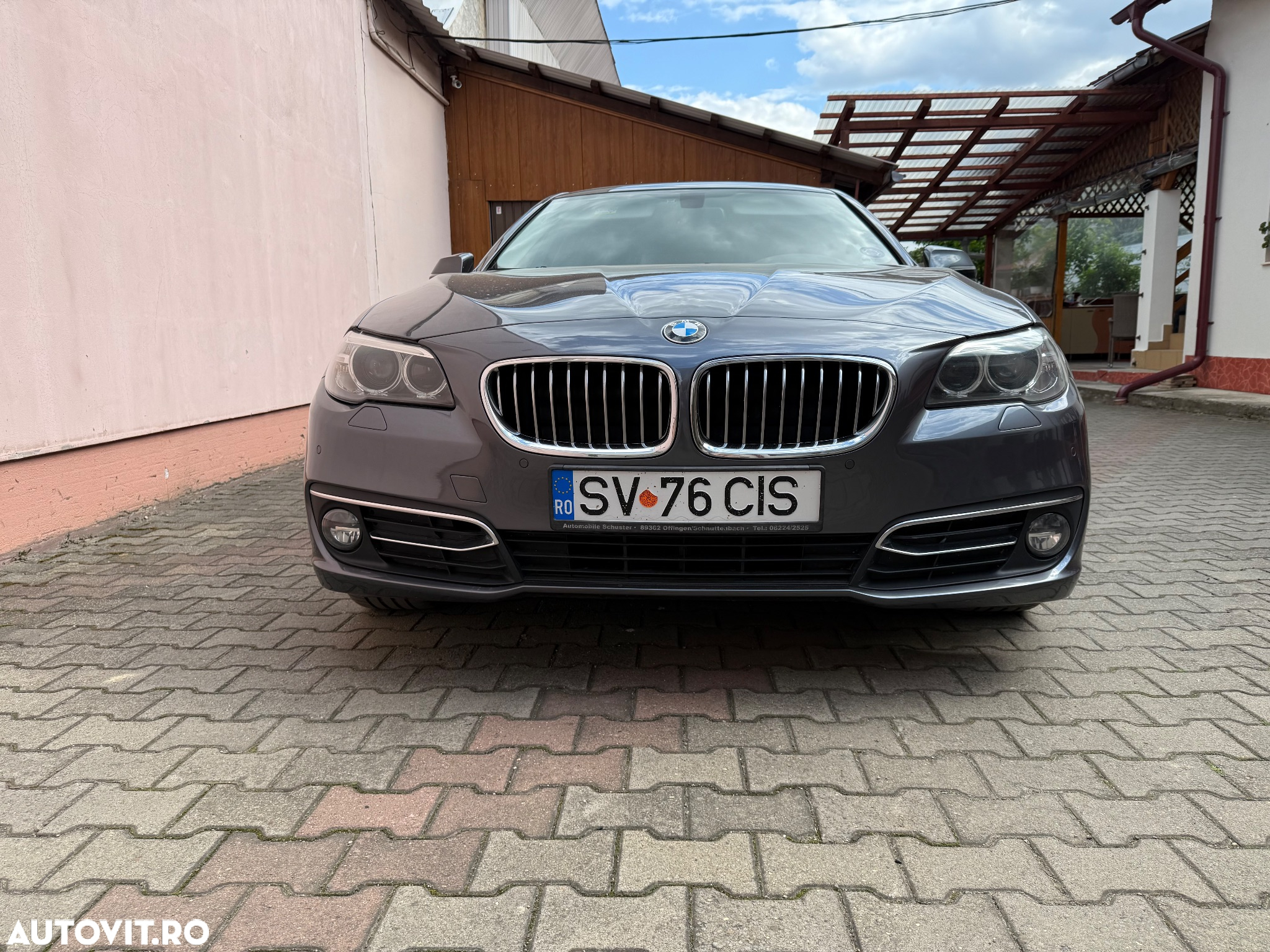 BMW Seria 5 520d xDrive AT - 3