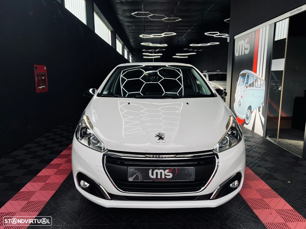 Peugeot 208 1.6 BlueHDi Style - 3
