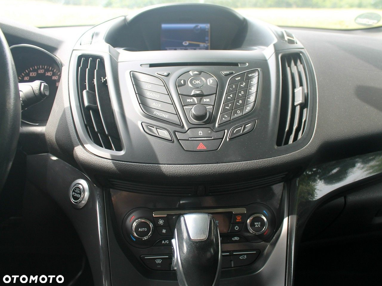 Ford Kuga - 17