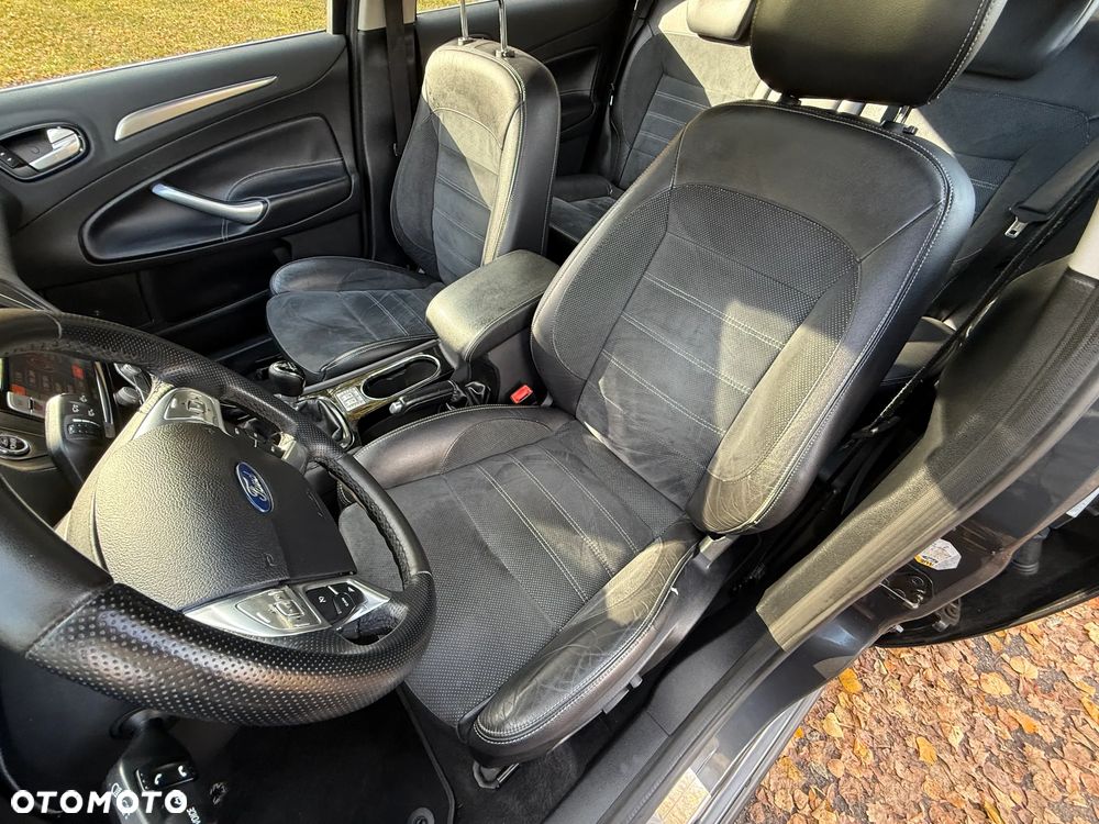 Ford Mondeo Turnier 2.5 Titanium S - 39