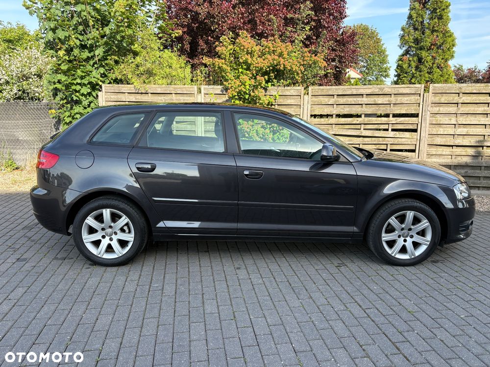 Audi A3 Sportback 1.4 TFSI Ambiente - 13