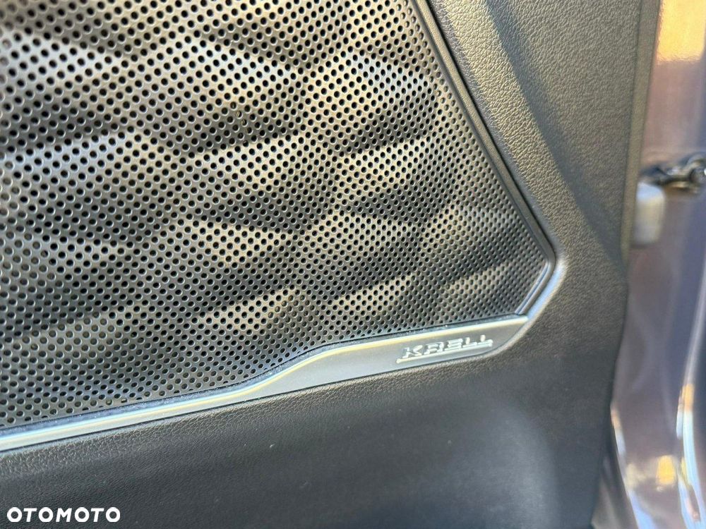 Hyundai Santa Fe - 30