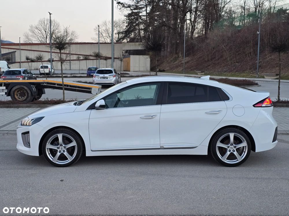 Hyundai IONIQ Hybrid Premium - 2