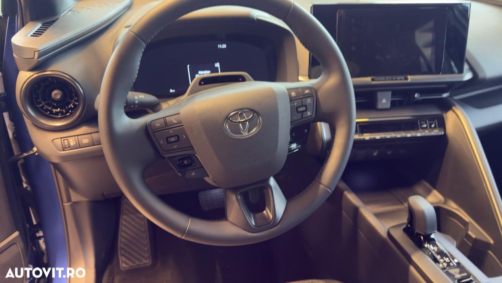 Toyota C-HR 1.8 HEV 140 CP 4x2 CVT Dynamic - 10