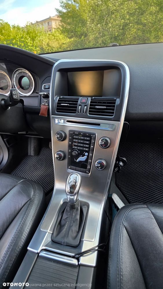 Volvo XC 60 - 14