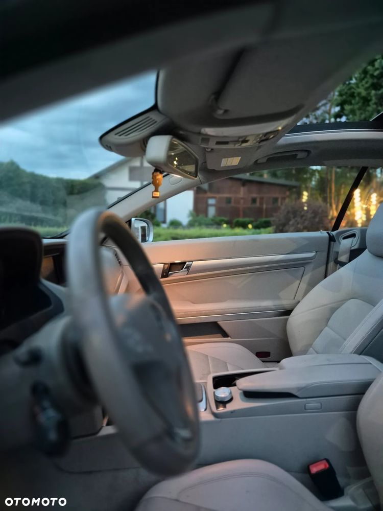 Mercedes-Benz Klasa E 350 CGI BlueEffICIENCY - 15