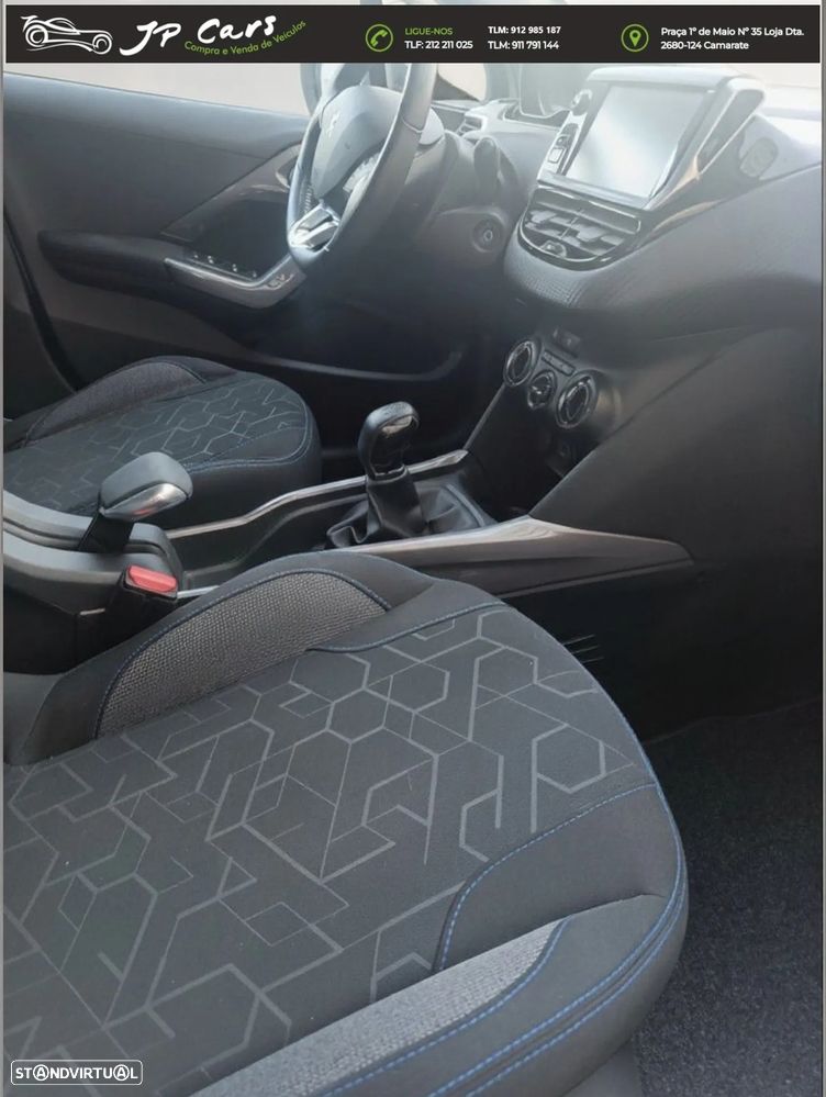 Peugeot 2008 1.2 PureTech Style - 14