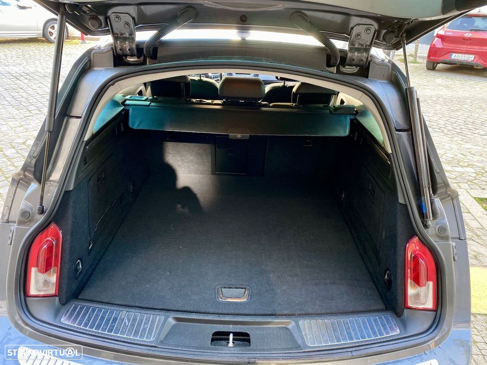 Opel Insignia Sports Tourer 2.0 CDTi Cosmo - 31