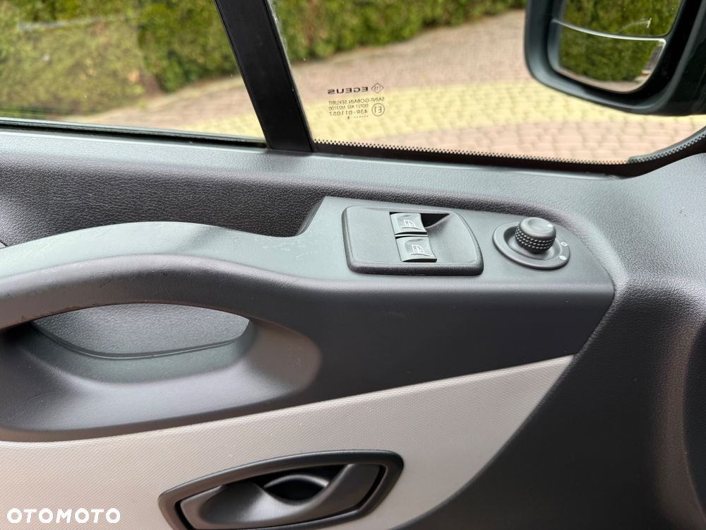 Renault Trafic ENERGY Grand Combi Expression - 22