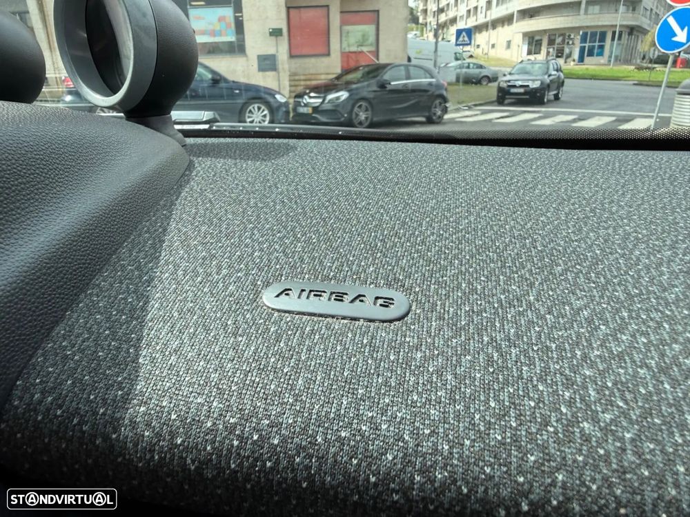 Smart ForTwo Coupé 0.8 cdi Passion 45 - 19